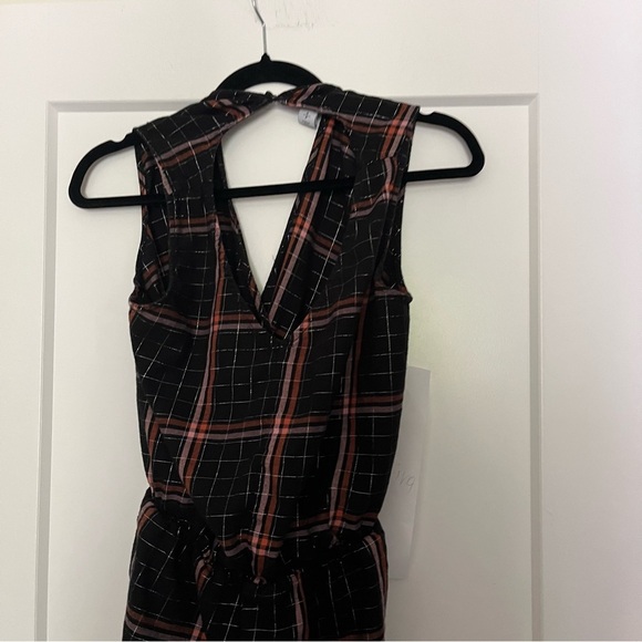 Lovely chequered jumpsuit with fine metallic thread - Picture 10 of 13